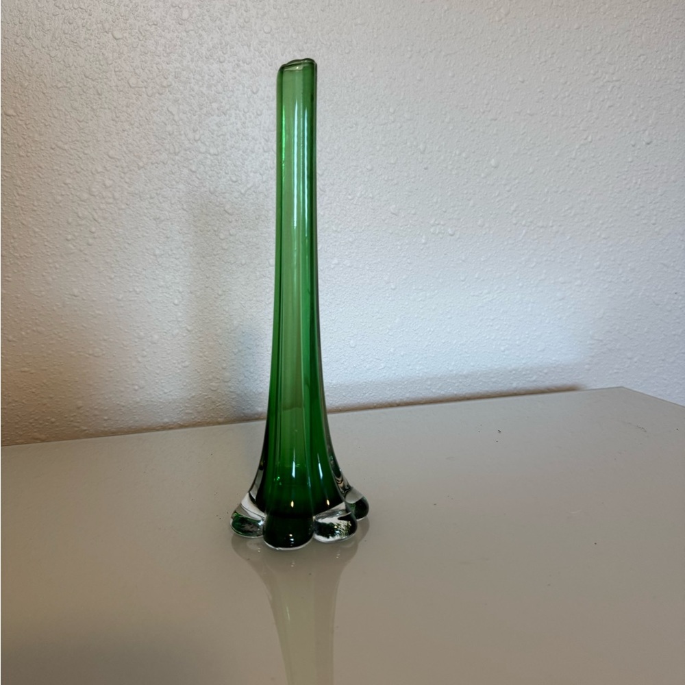 Vintage Mid Century Modern Green Elephant Foot Glass Bud Vase 9” tall